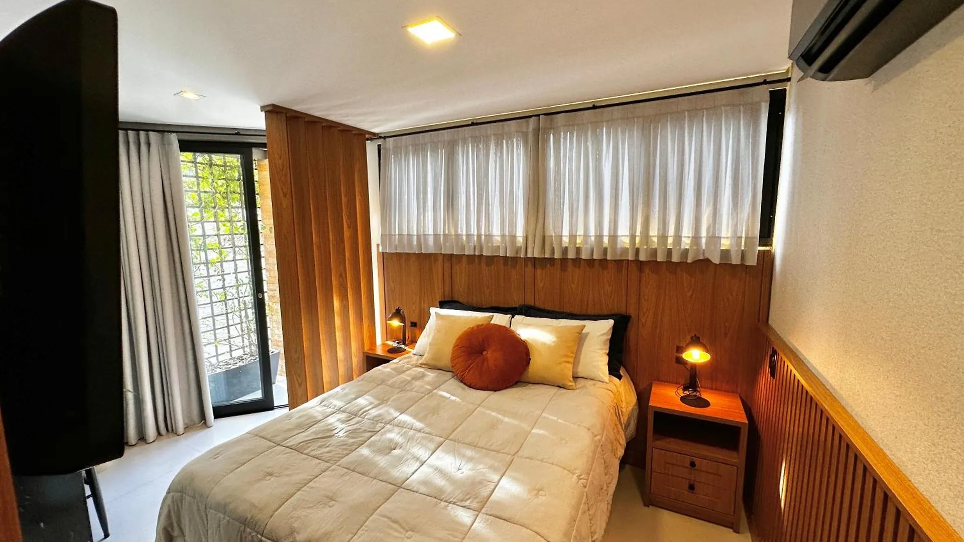 Apartamento Loft Para Casal Em Bombinhas - Sem Garagem