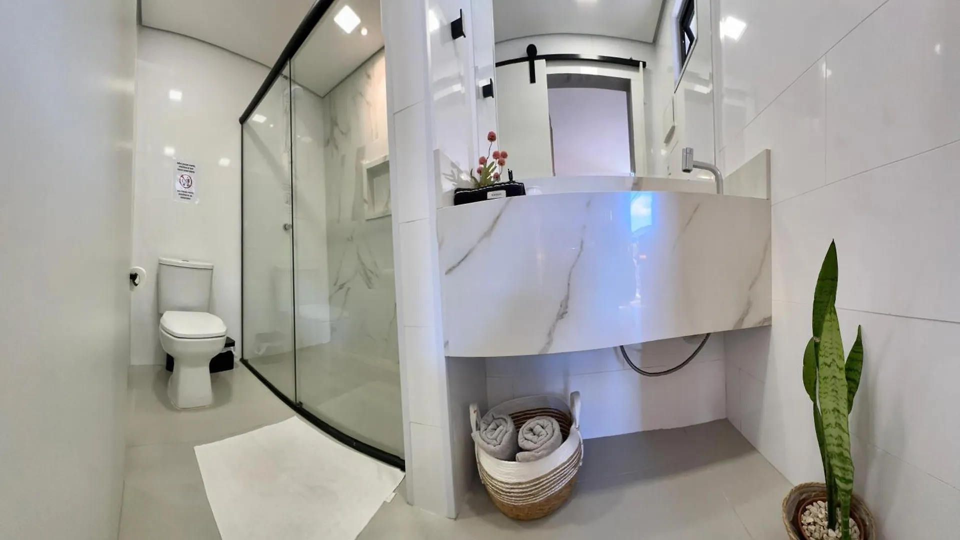Loft Para Casal Em Bombinhas - Sem Garagem 0*,  Brasil